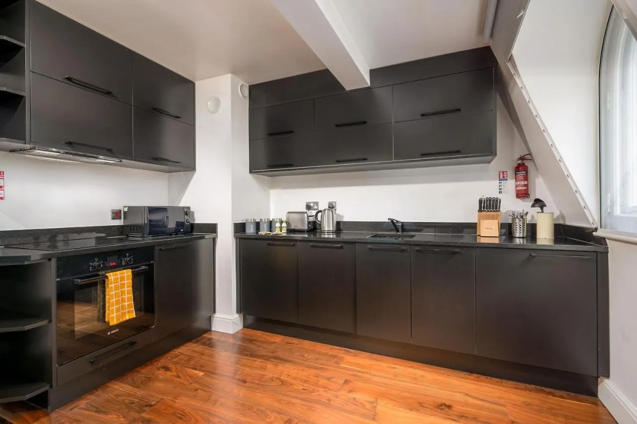 Holiday home Apartment 4, 48 Bishopsgate By City Living London